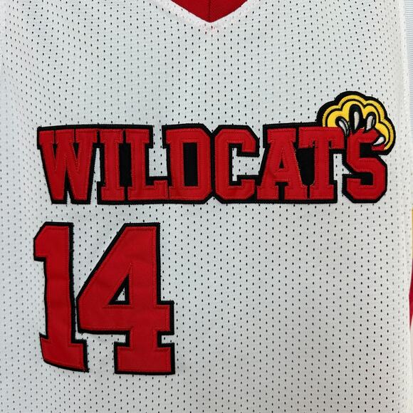 High School Musical Jersey Troy Bolton Wildcats 14 Basketball Men's Size 42 - Picture 5 of 11